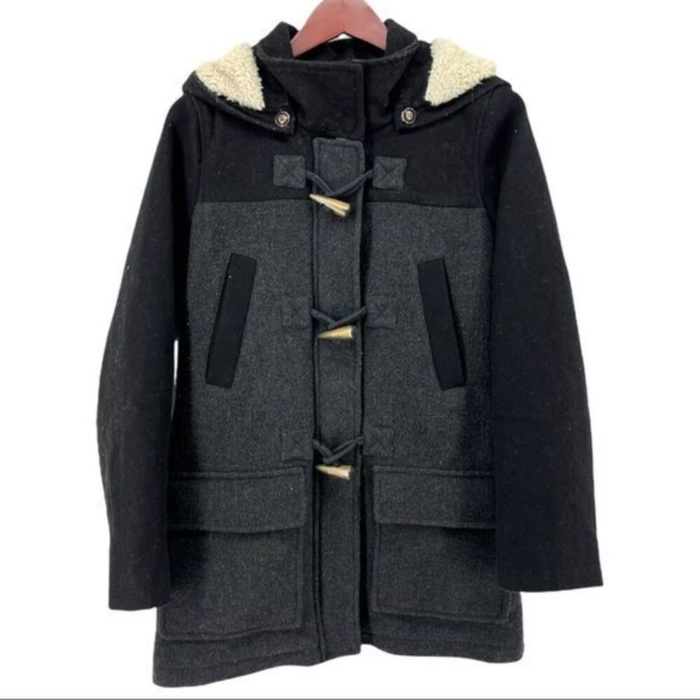 Heavyweight Womens Wool Gray and Black Coat Wind Proof size Small
